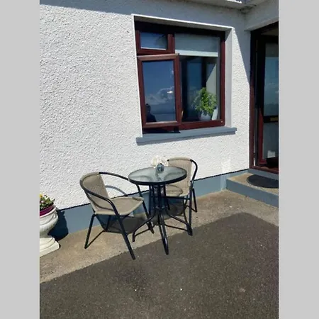 Hannon's - A Piece Of Paradise *