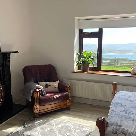 Hannon's - A Piece Of Paradise * Greencastle (Donegal)